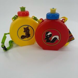 Noteworthy Vintage 2005 Yellow Red Canteen Water Bottle Set‎ Of 2 Kids Toys New
